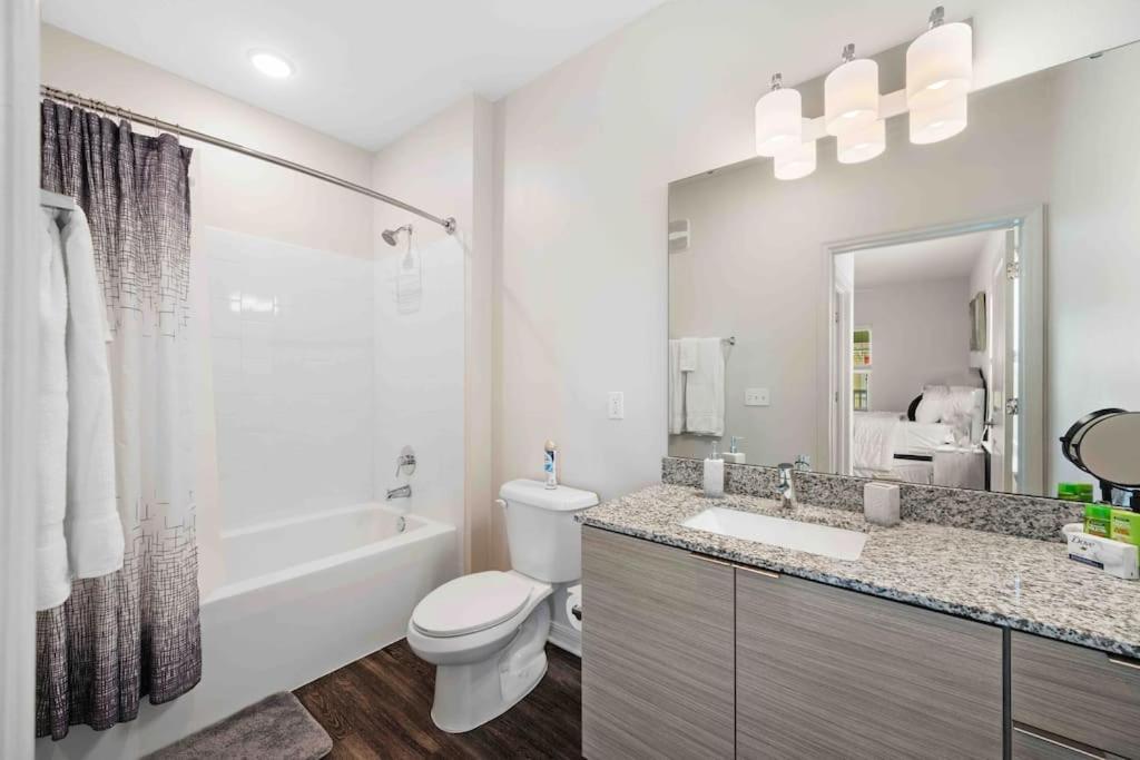 Lavish 2Br Apartment In แทมปา ภายนอก รูปภาพ