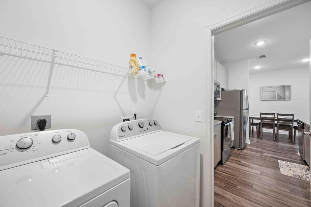 Lavish 2Br Apartment In แทมปา ภายนอก รูปภาพ